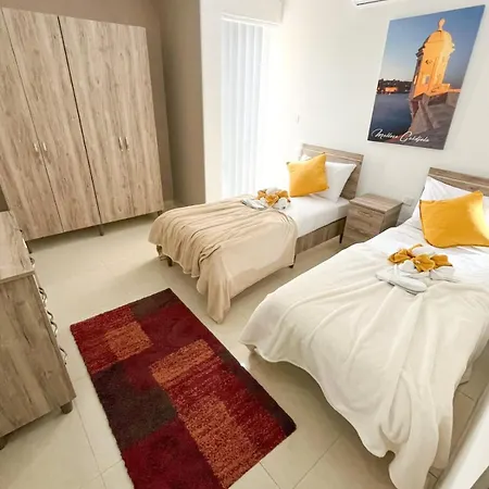 Apartament In Ta' Xbiex 3Br- 3 Min Yatch Marina Msida Exterior photo