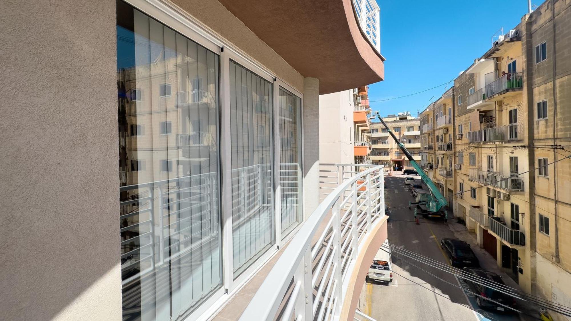 In Ta' Xbiex 3br- 3 Min Yatch Marina *